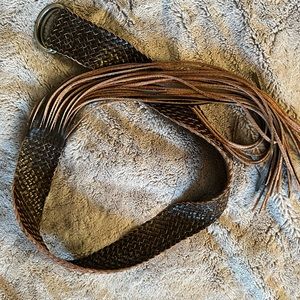 Vintage brown leather belt